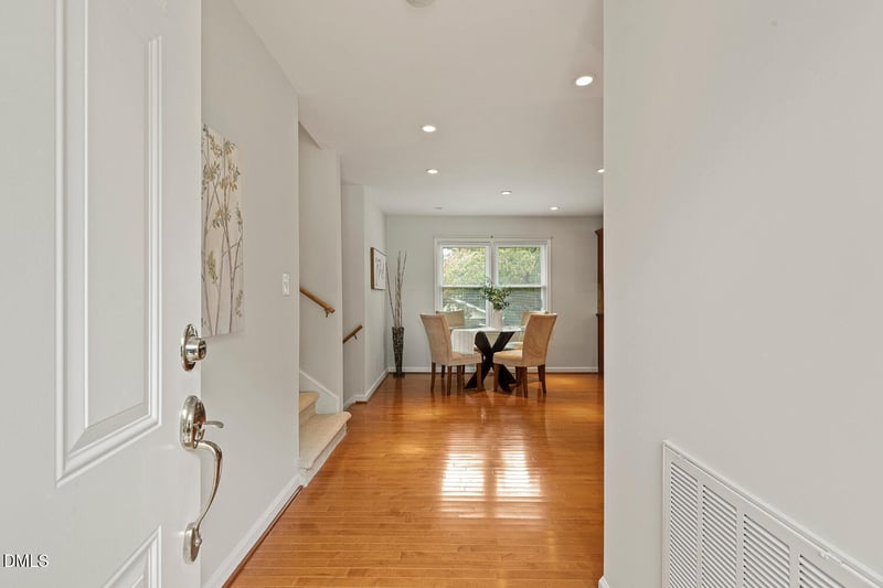 5401 Kaplan Dr, Raleigh, NC 27606
