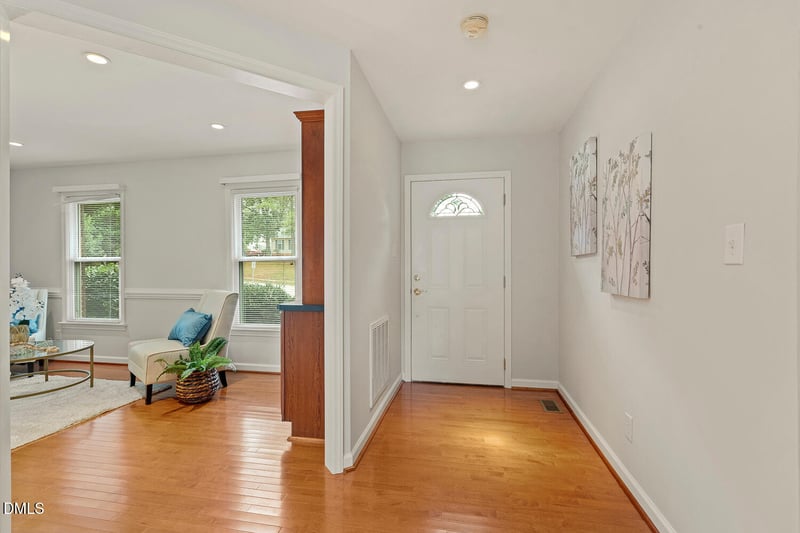 5401 Kaplan Dr, Raleigh, NC 27606
