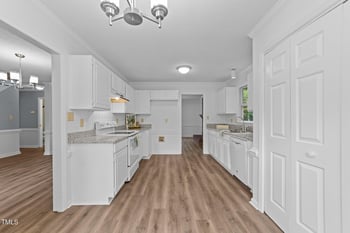 5401 Lower Creek Ct, Apex, NC 27539