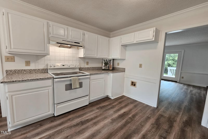 5401 Lower Creek Ct, Apex, NC 27539