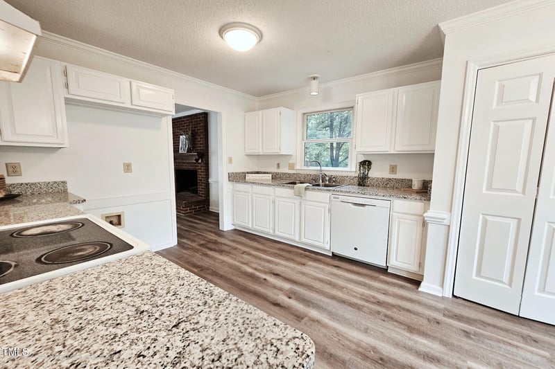 5401 Lower Creek Ct, Apex, NC 27539