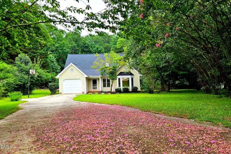 5401 Lower Creek Ct, Apex, NC 27539