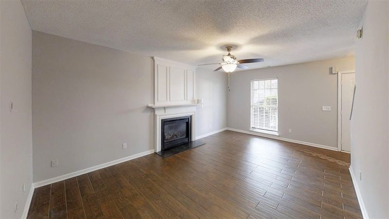 5401 Mallard Grove Dr, Raleigh, NC 27616