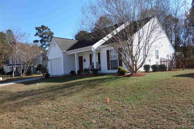 5401 Orchard Pond Dr, Raleigh, NC 27616