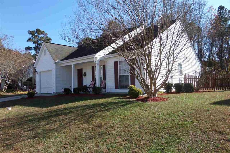 5401 Orchard Pond Dr, Raleigh, NC 27616