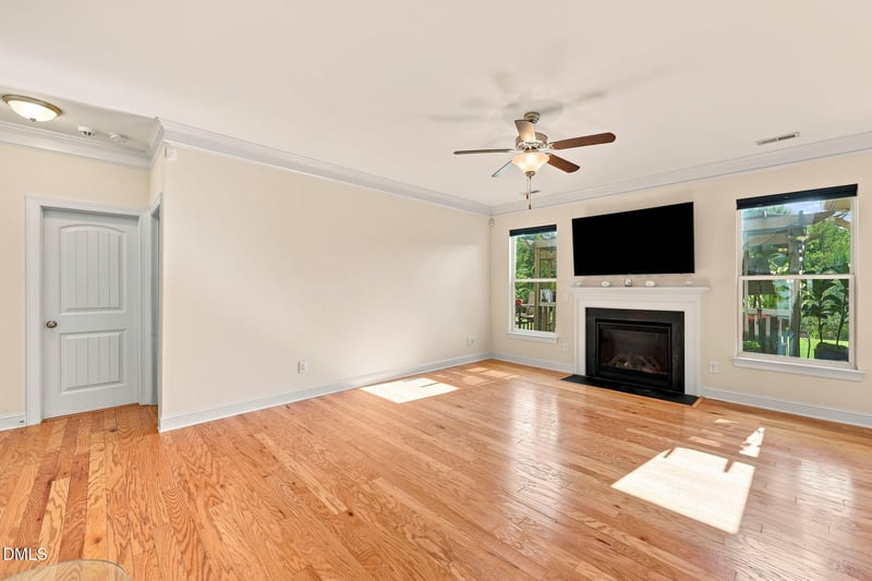 5401 Weathered Rock Ct, Knightdale, NC 27545