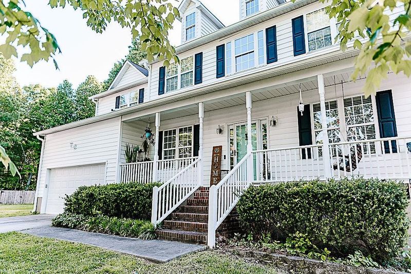 5402 Carey Pl, Durham, NC 27712