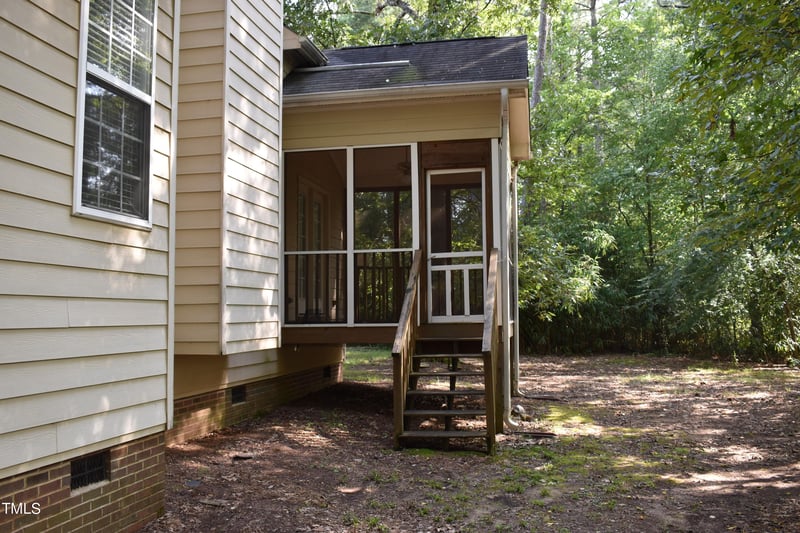 5402 Whisperwood Dr, Durham, NC 27713