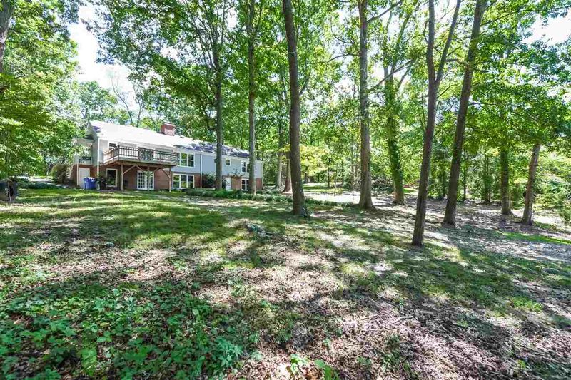 5403 Springfield Dr, Raleigh, NC 27609