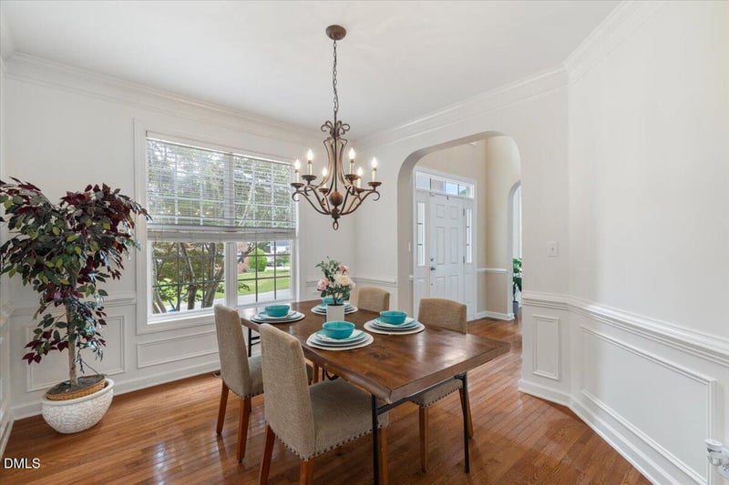 5404 Dutch Elm Dr, Apex, NC 27539