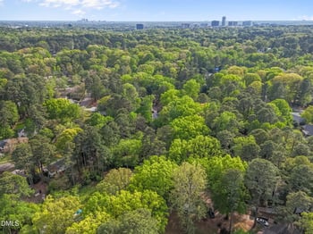 5404 Fieldstone Dr, Raleigh, NC 27609