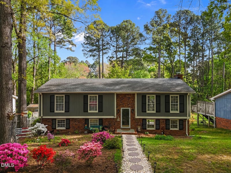 5404 Fieldstone Dr, Raleigh, NC 27609
