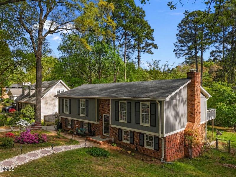 5404 Fieldstone Dr, Raleigh, NC 27609
