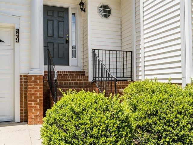 5404 Goldenglow Way, Raleigh, NC 27606