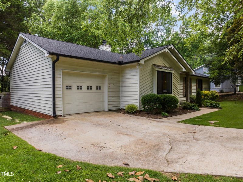 5404 Oldtowne Rd, Raleigh, NC 27612