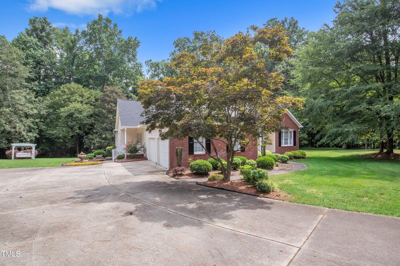 5404 Rockholly Ct, Garner, NC 27529