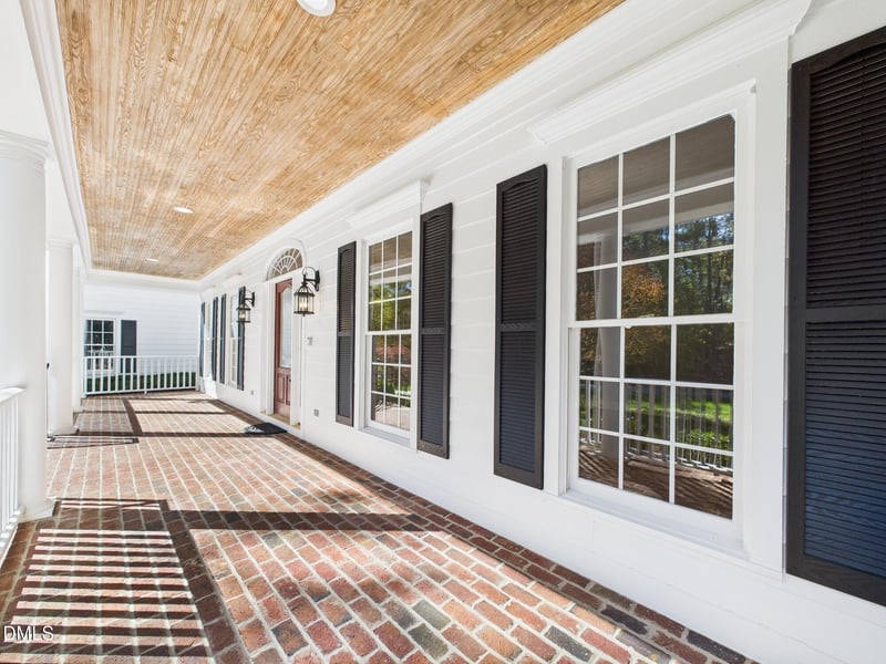 5404 Turtlehead Ct, Holly Springs, NC 27540