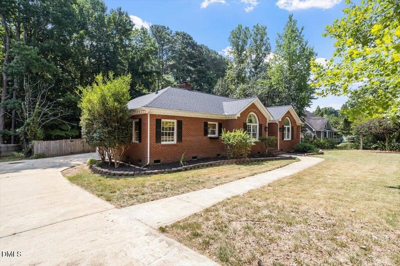 5405 Doemont Dr, Apex, NC 27539