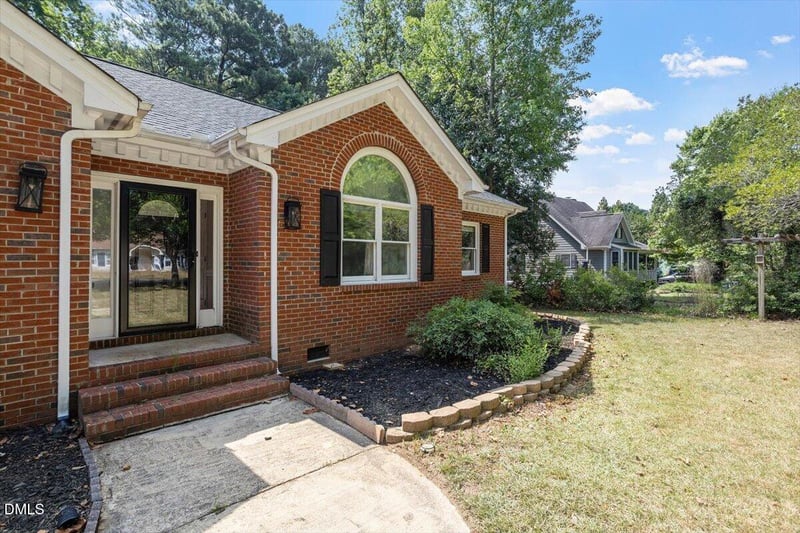 5405 Doemont Dr, Apex, NC 27539