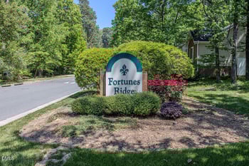 5405 Fortunes Ridge Dr, Durham, NC 27713