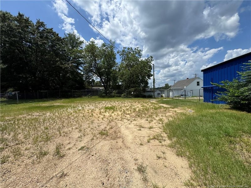 5405 Raeford Rd, Fayetteville, NC 28304
