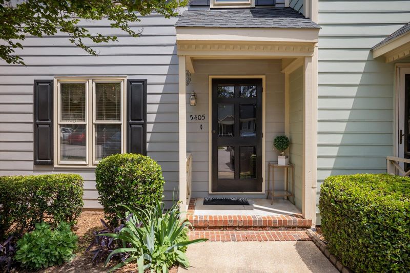 5405 Sharpe Dr, Raleigh, NC 27612
