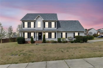 5405 Sunnybright Ln, Hope Mills, NC 28348