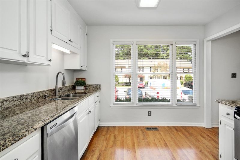 5406 Sharpe Dr, Raleigh, NC 27612