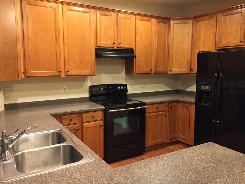 5406 Silver Moon Ln, Raleigh, NC 27606