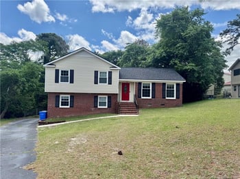 5406 Woodard Ct, Fayetteville, NC 28311
