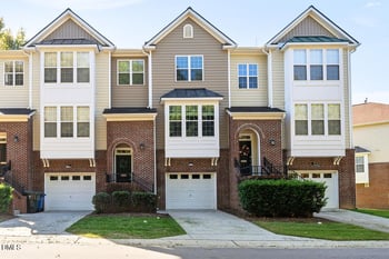 5407 Crescentview Pw, Raleigh, NC 27606