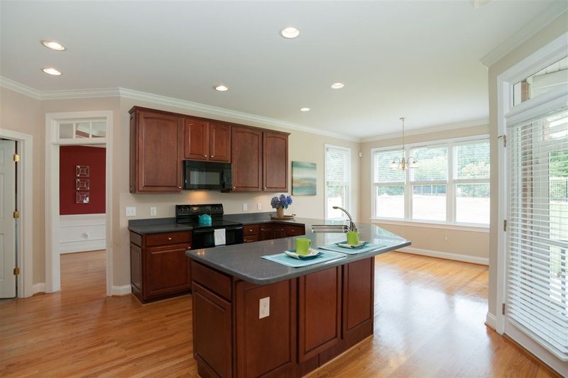5409 Caleb Knolls Dr, Fuquay Varina, NC 27526