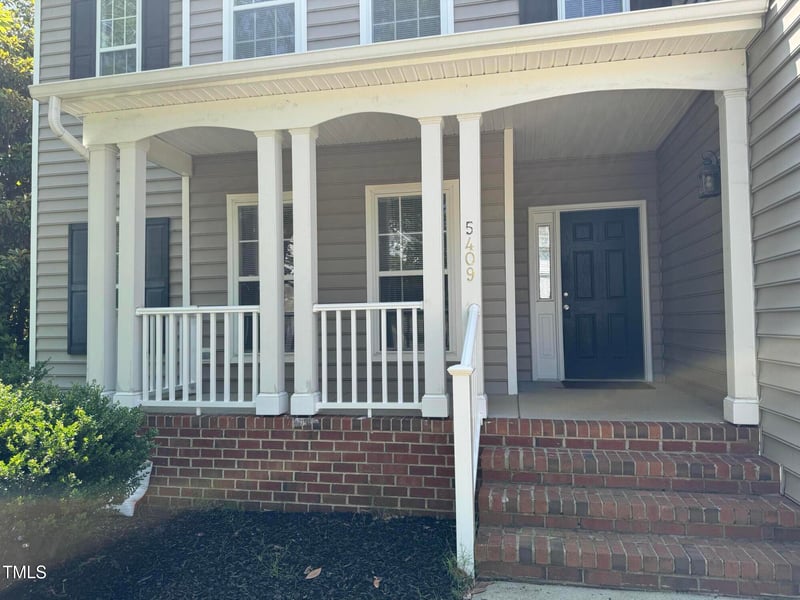 5409 Fair Valley Ct, Raleigh, NC 27617
