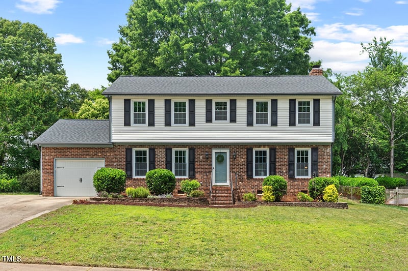 5409 Knollwood Rd, Raleigh, NC 27609