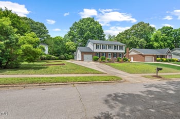 5409 Knollwood Rd, Raleigh, NC 27609