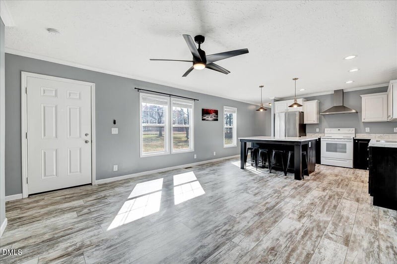 5409 Mitchell Town Rd, Youngsville, NC 27596