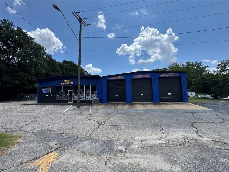 5409 Raeford Rd, Fayetteville, NC 28304
