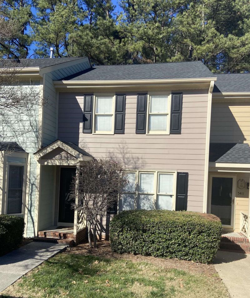 5409 Sharpe Dr, Raleigh, NC 27612
