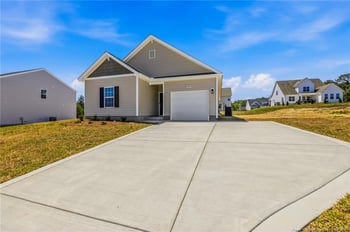 5409 Short Leaf Rd, Fayetteville, NC 28311