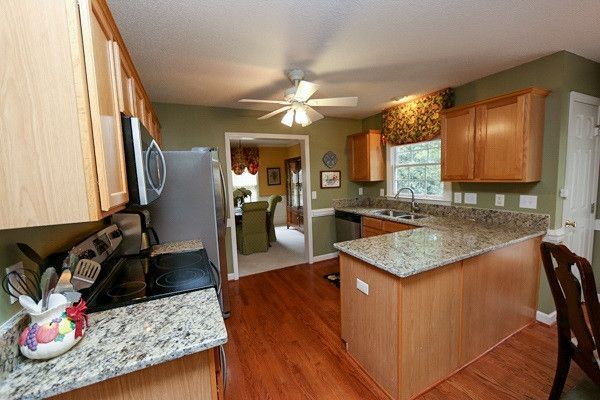 5409 Staysail Ct, Raleigh, NC 27613