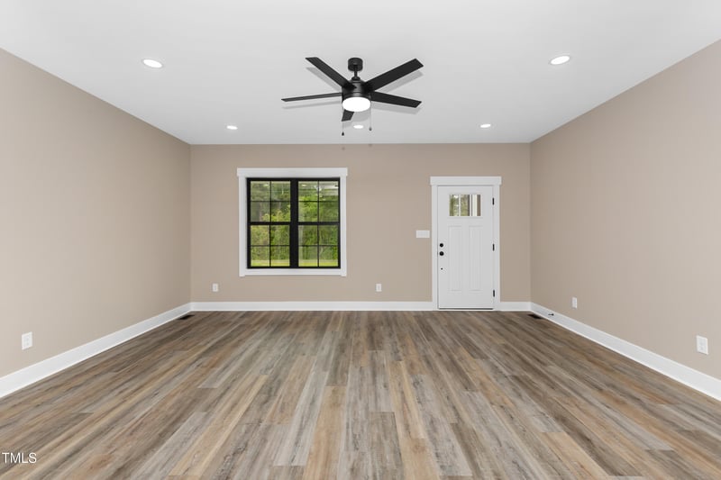 541 Delma Grimes Rd, Coats, NC 27521