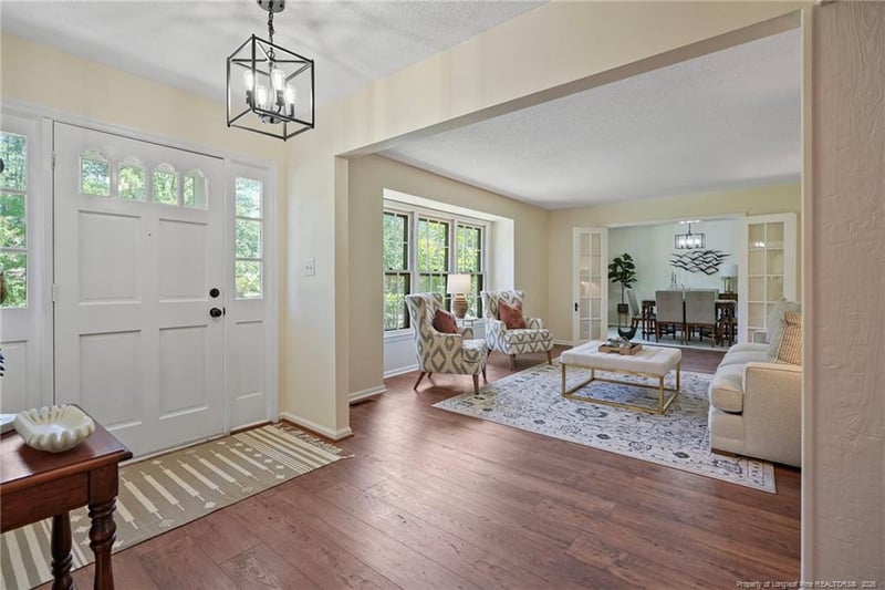 541 Hilliard Dr, Fayetteville, NC 28311