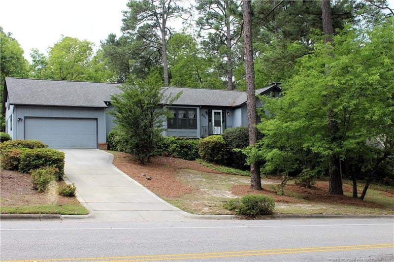 541 Hilliard Dr, Fayetteville, NC 28311