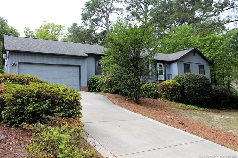 541 Hilliard Dr, Fayetteville, NC 28311