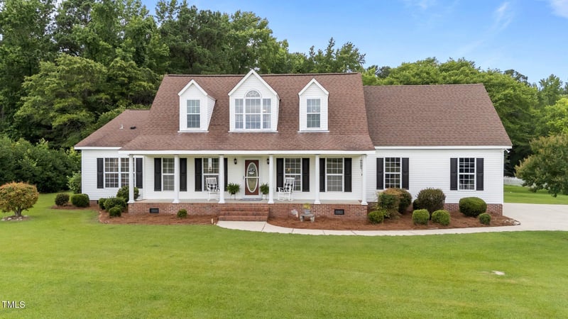 541 Mallie Pearce Rd, Zebulon, NC 27597