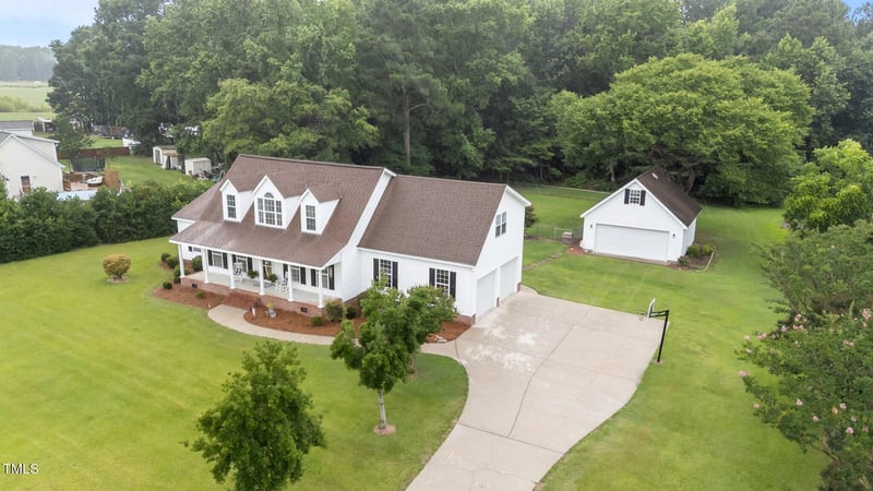541 Mallie Pearce Rd, Zebulon, NC 27597