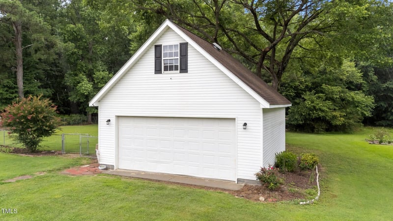 541 Mallie Pearce Rd, Zebulon, NC 27597