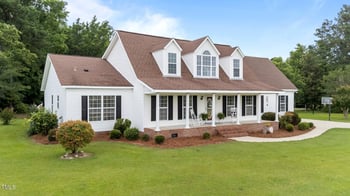 541 Mallie Pearce Rd, Zebulon, NC 27597
