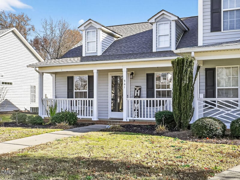 541 Pinecroft Dr, Clayton, NC 27520