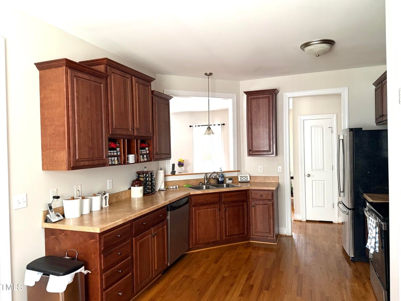 541 Spruce Meadows Ln, Willow Springs, NC 27592